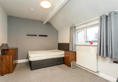 partnership-care-workshop-Netherton-Road-35-400x284
